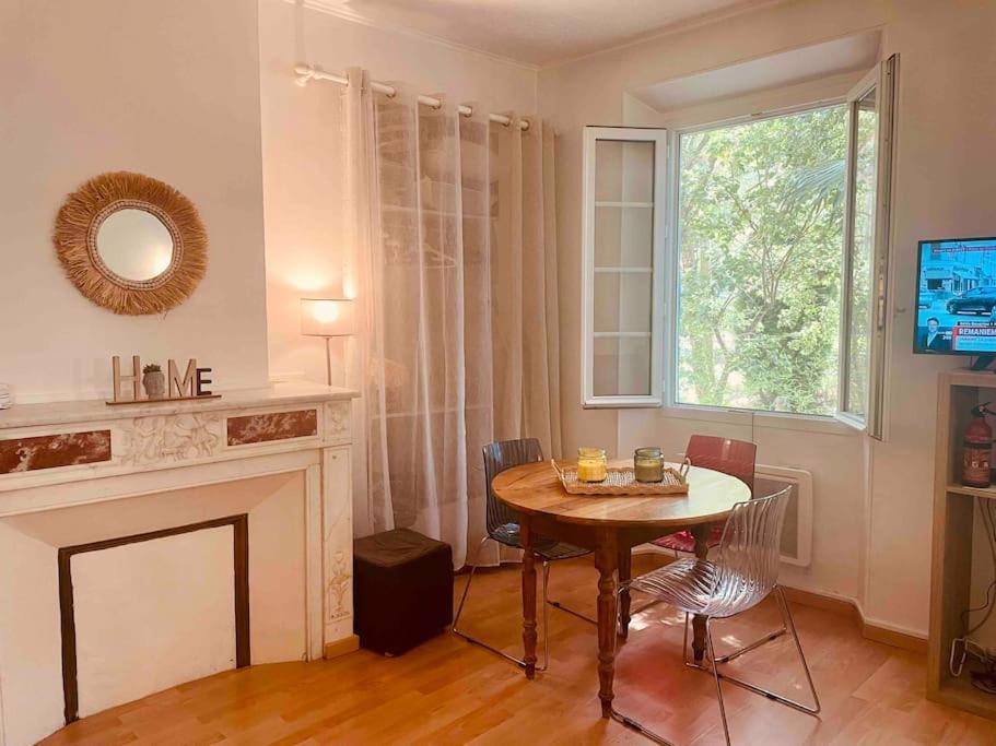 Studio Dans Tres Belle Bastide 18Eme Siecle Aix-en-Provence Bagian luar foto